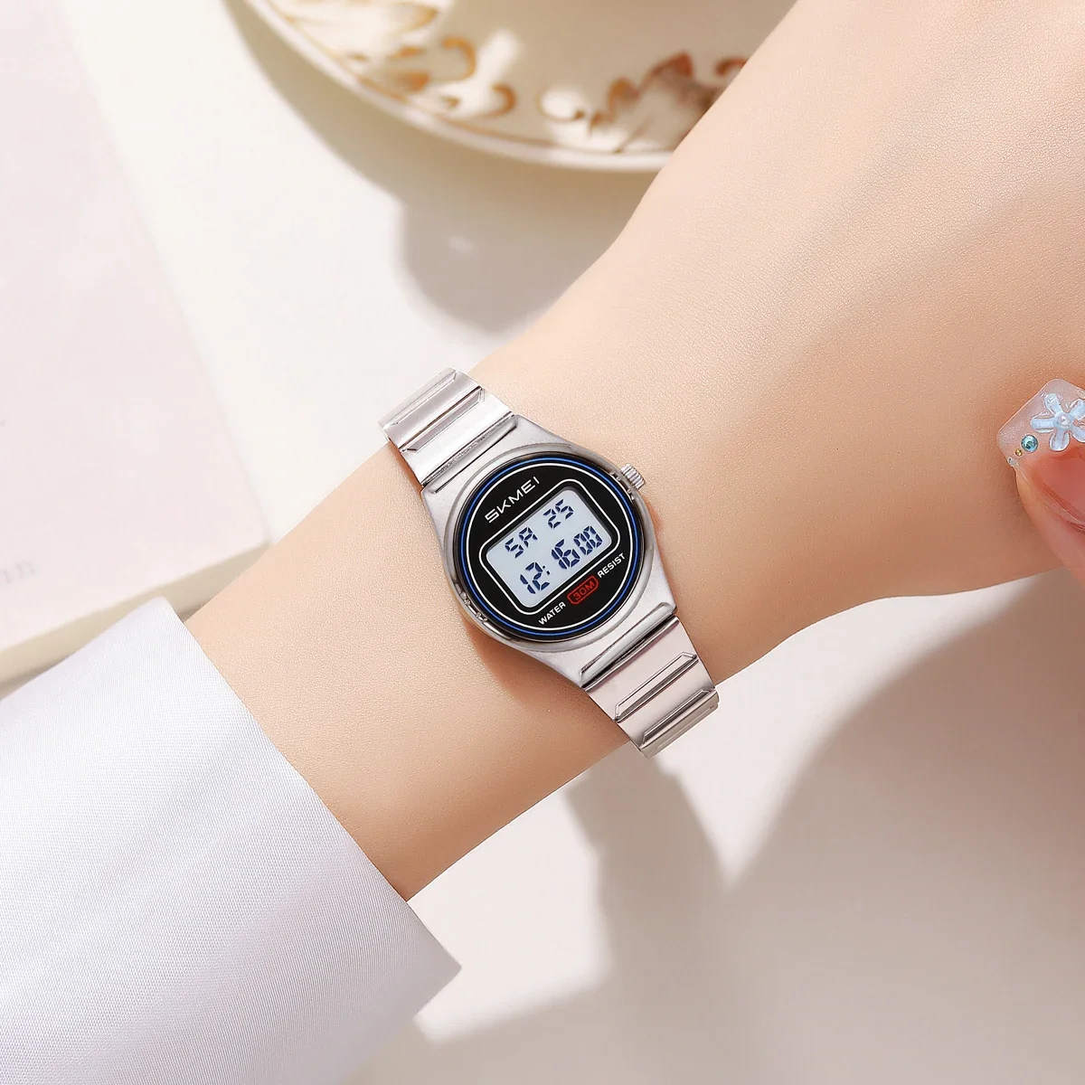 SKMEI 2338 montre petites mont - Home Security Electronics avis et prix